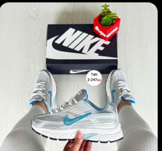 Gray helmet for bikers